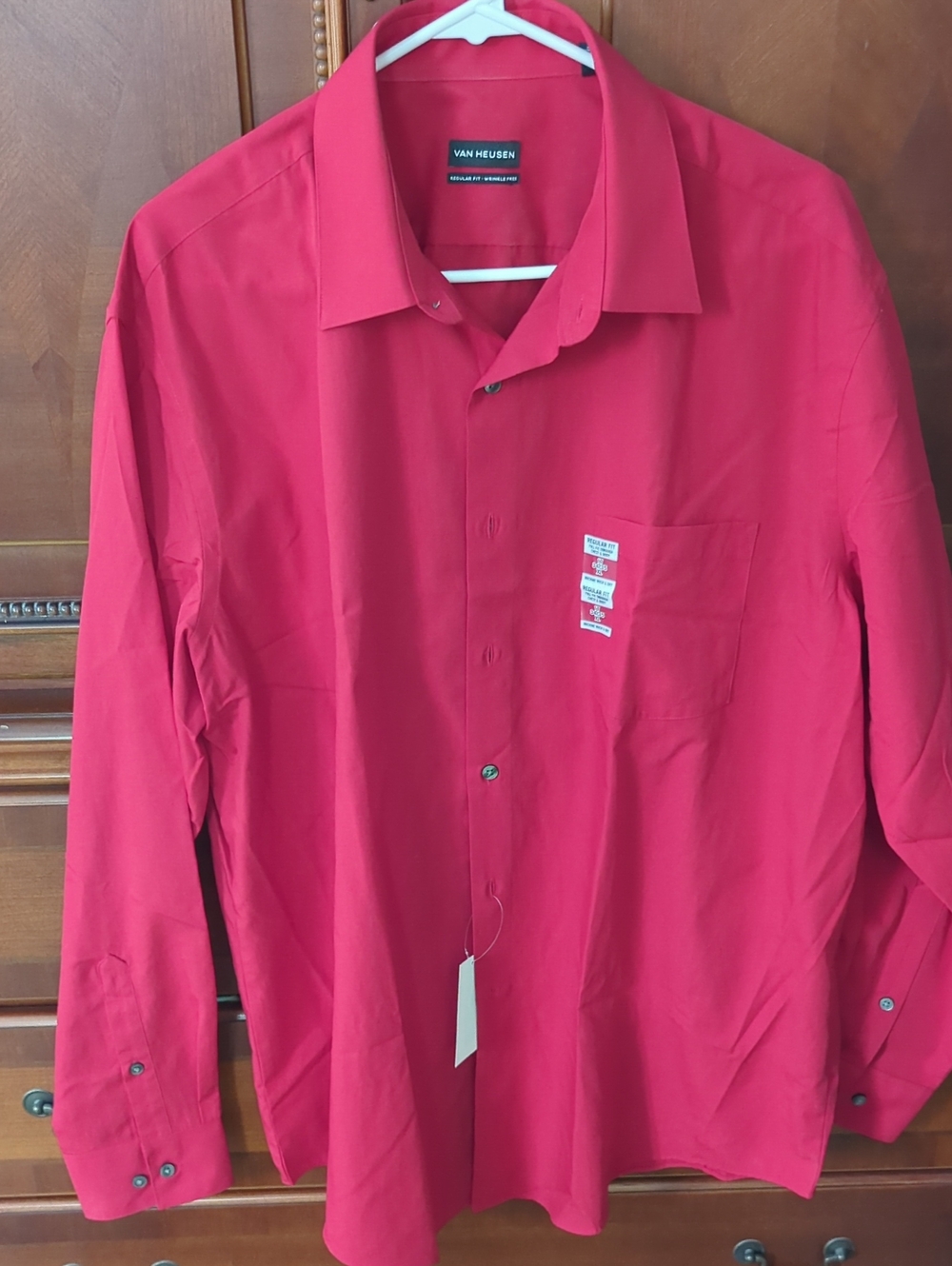 Van Heusen Red Men’s Long-Sleeve Dress Shirt